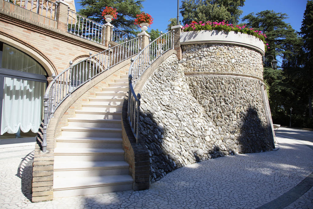 Hotel Villa Verdefiore Appignano  Екстериор снимка